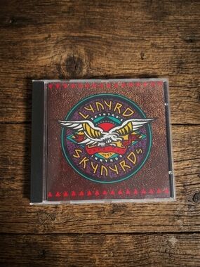 Lynyrd Skynyrd - Skynyrd's Innyrds: Their Greatest Hits CD (Canada Press)